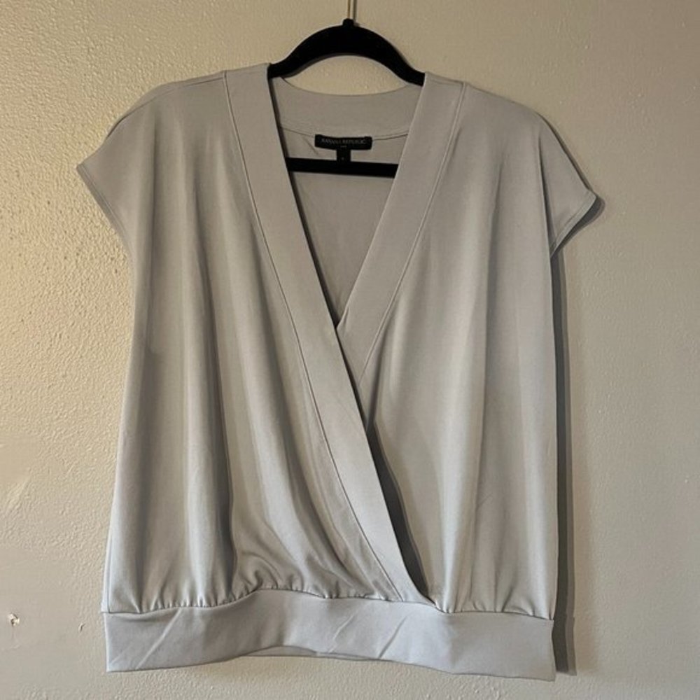 Banana Republic Draped Cap Sleeve Blouse | Size L